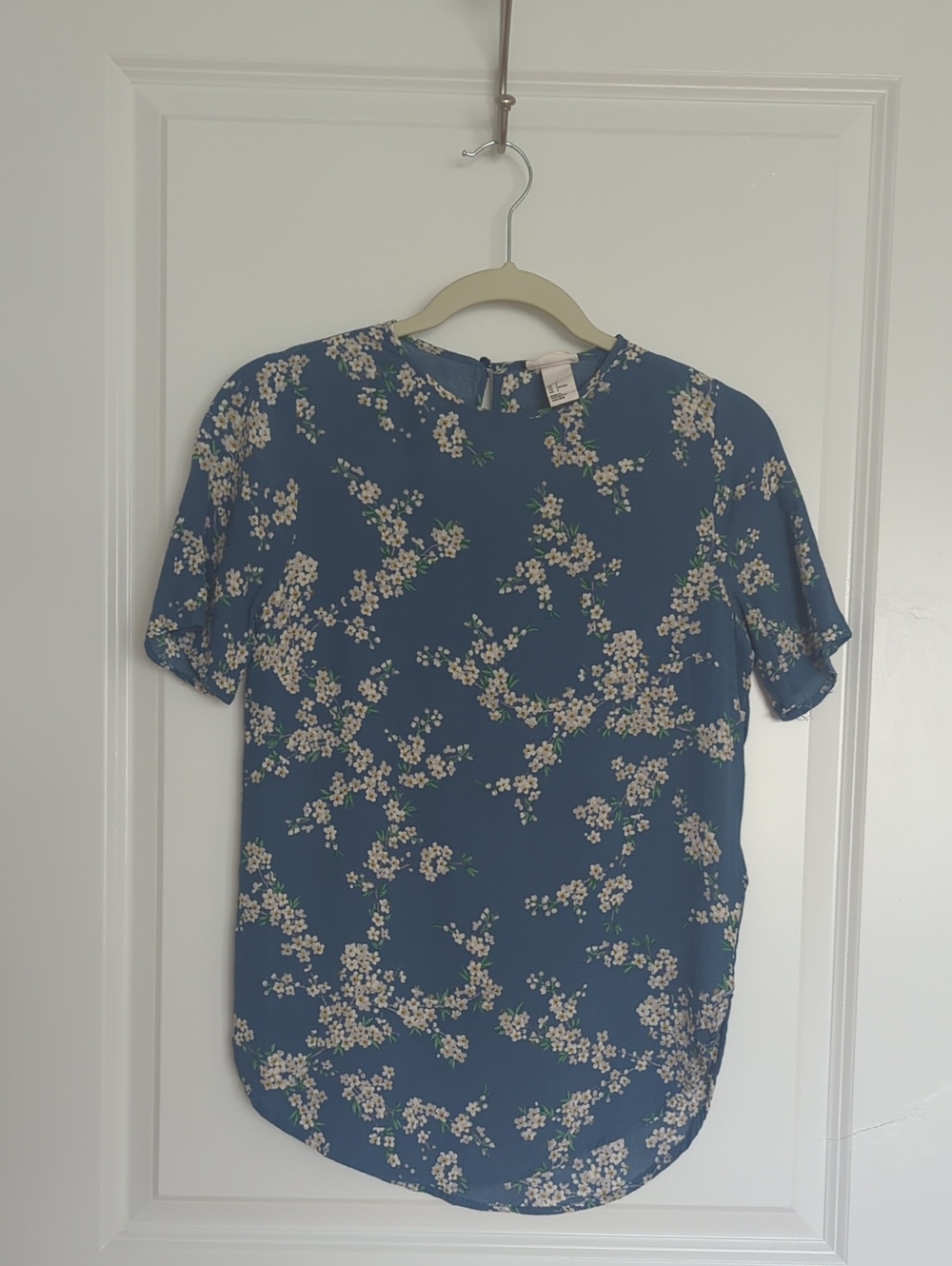 H&M Blue Floral Short Sleeve Blouse